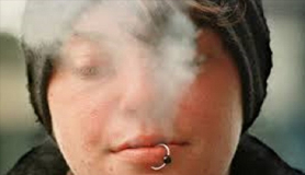 Σημαντική μείωση του καπνίσματος στους νέους 16-24 χρόνων.