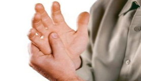 STOP στην αρθρίτιδα των χεριών βάζει θεραπεία με βλαστοκύτταρα.