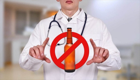 Γιορτές: Ποιες οι επιπτώσεις του αλκοόλ στις αιμορροΐδες;